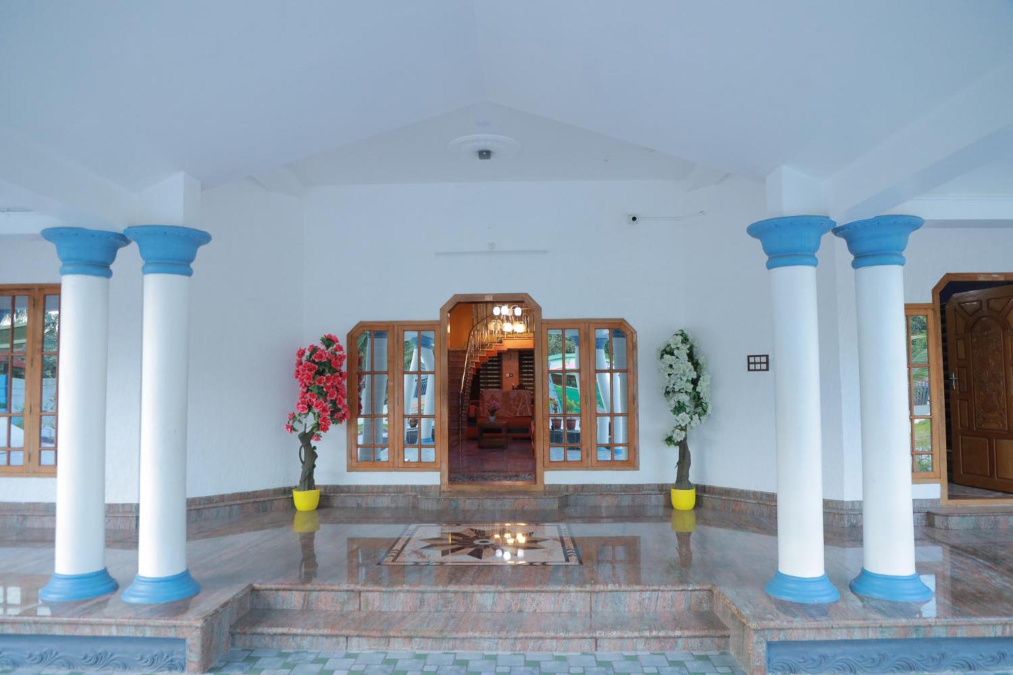Gilead Holliday Tāmarakulam Exterior foto