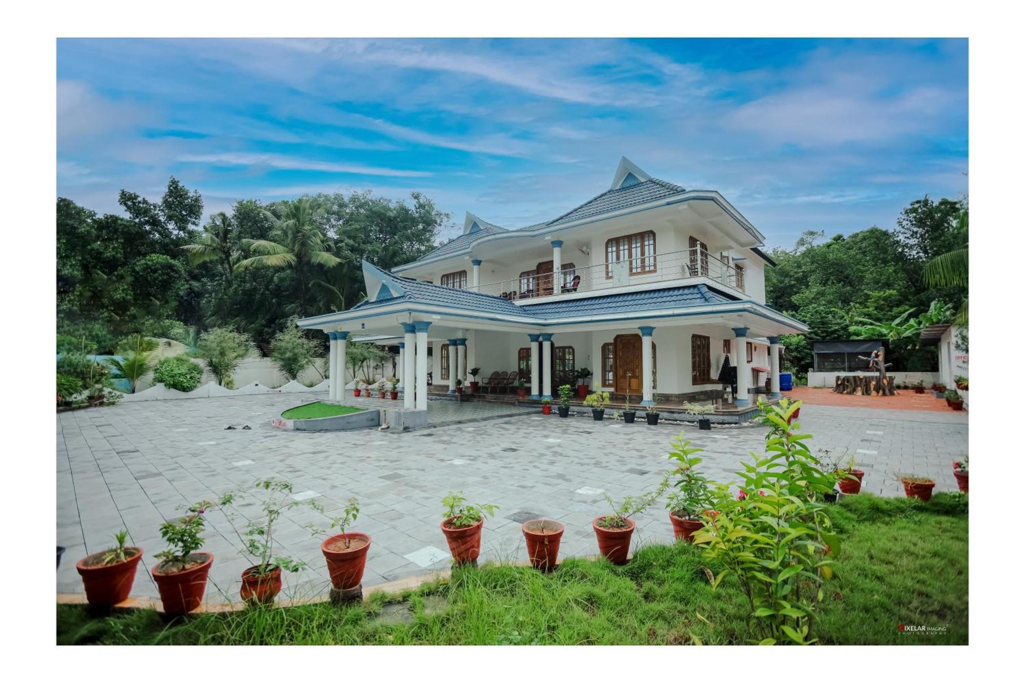 Gilead Holliday Tāmarakulam Exterior foto