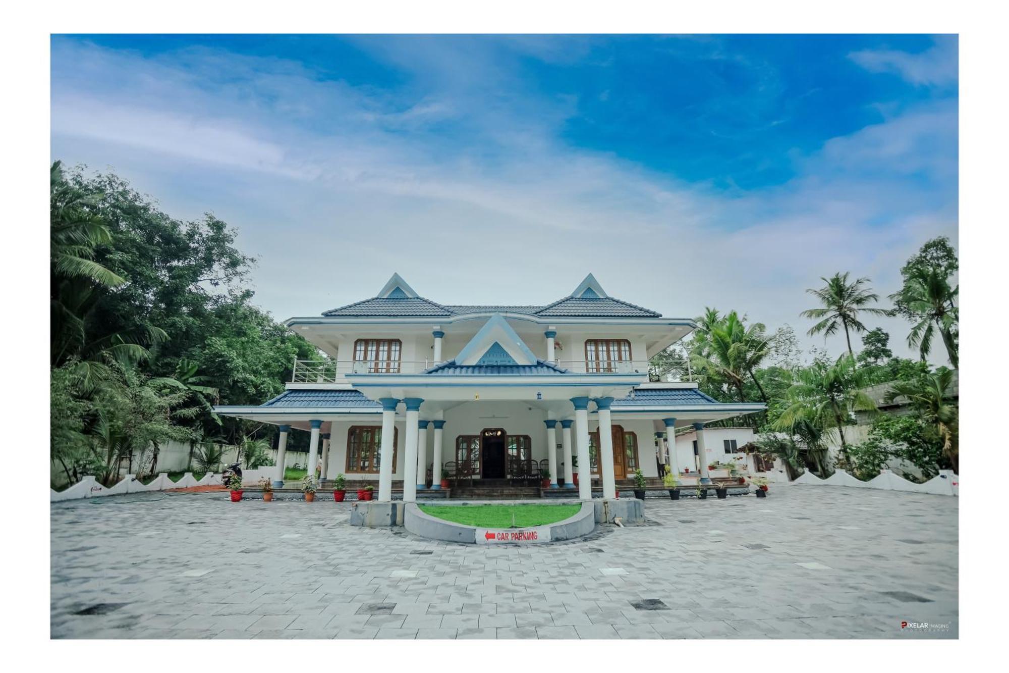 Gilead Holliday Tāmarakulam Exterior foto